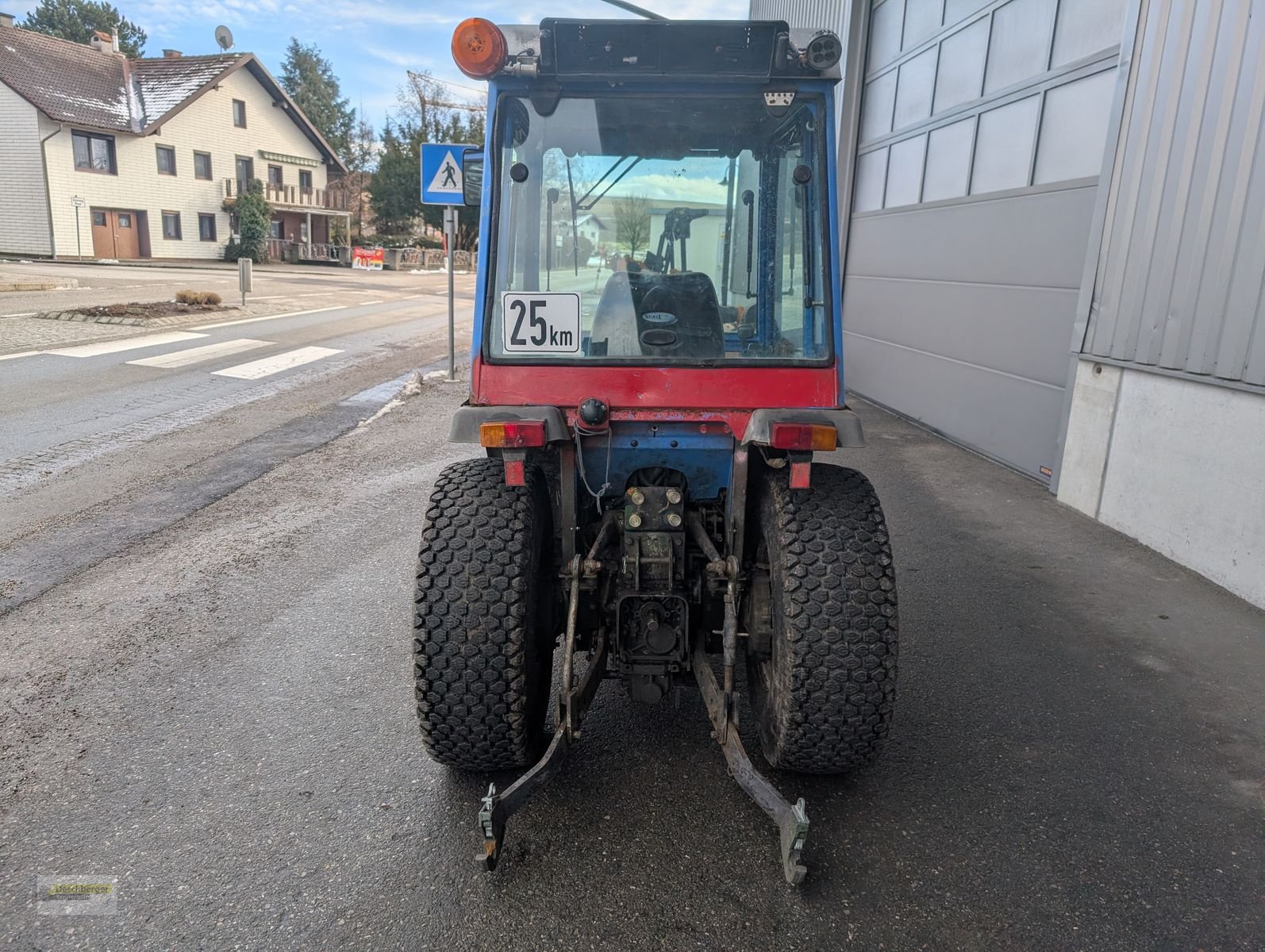 Kommunaltraktor del tipo Iseki TF 330 FH, Gebrauchtmaschine In Senftenbach (Immagine 4)