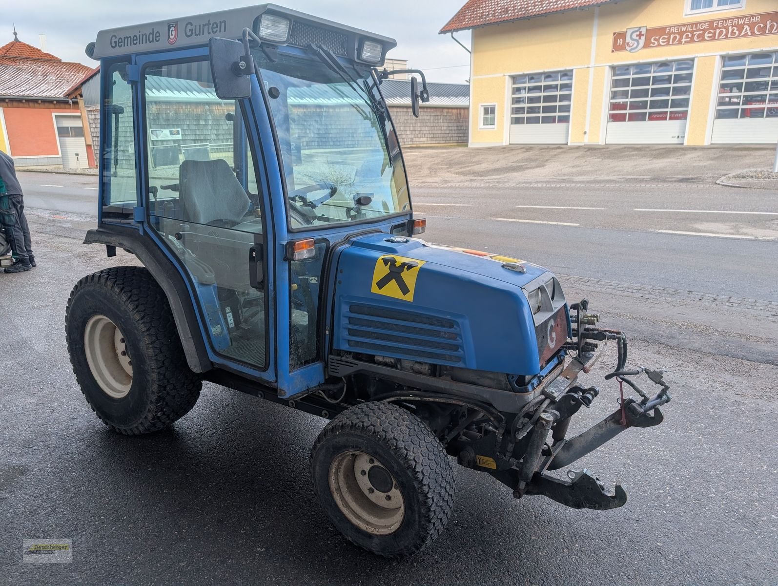 Kommunaltraktor del tipo Iseki TF 330 FH, Gebrauchtmaschine In Senftenbach (Immagine 7)