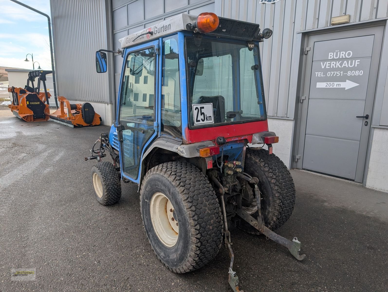 Kommunaltraktor del tipo Iseki TF 330 FH, Gebrauchtmaschine In Senftenbach (Immagine 3)