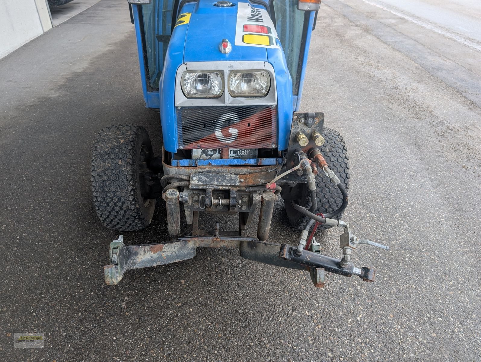 Kommunaltraktor del tipo Iseki TF 330 FH, Gebrauchtmaschine In Senftenbach (Immagine 8)
