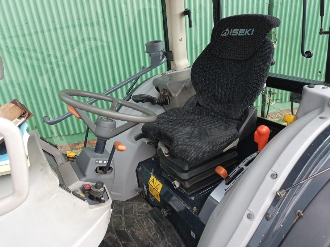 Kommunaltraktor des Typs Iseki TG 5390 + Frontmulcher, Gebrauchtmaschine in Liebenwalde (Bild 2)