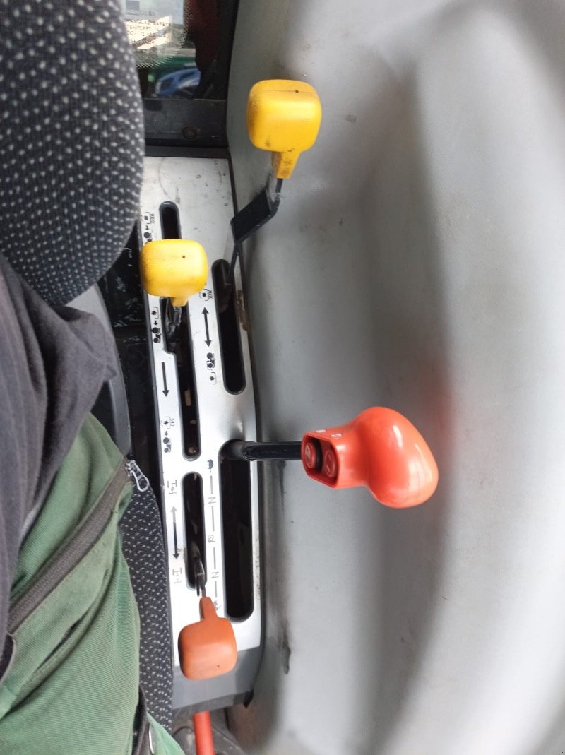 Kommunaltraktor des Typs Iseki TG 5390 + Frontmulcher, Gebrauchtmaschine in Liebenwalde (Bild 4)