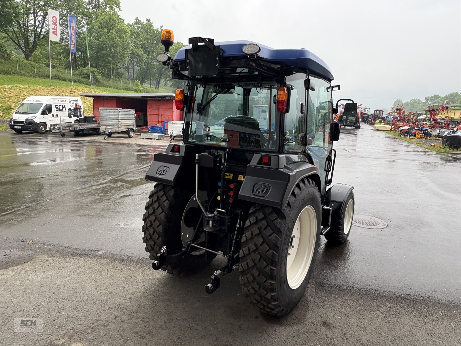 Kommunaltraktor des Typs Iseki TG, Neumaschine in St. Marein (Bild 4)