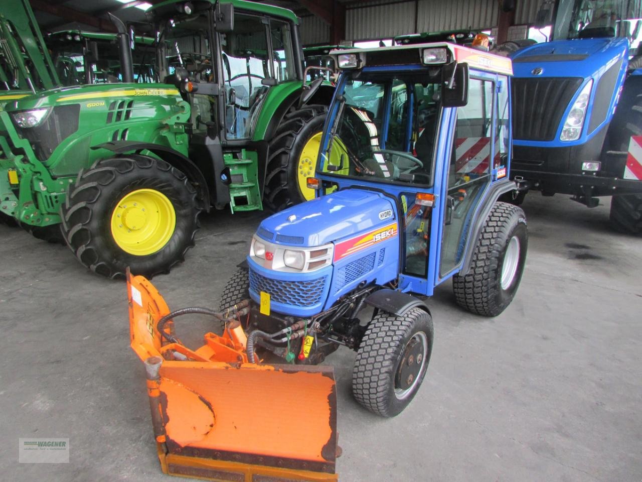 Kommunaltraktor typu Iseki TH 4330AHL, Gebrauchtmaschine v Bad Wildungen - Wega (Obrázek 1)