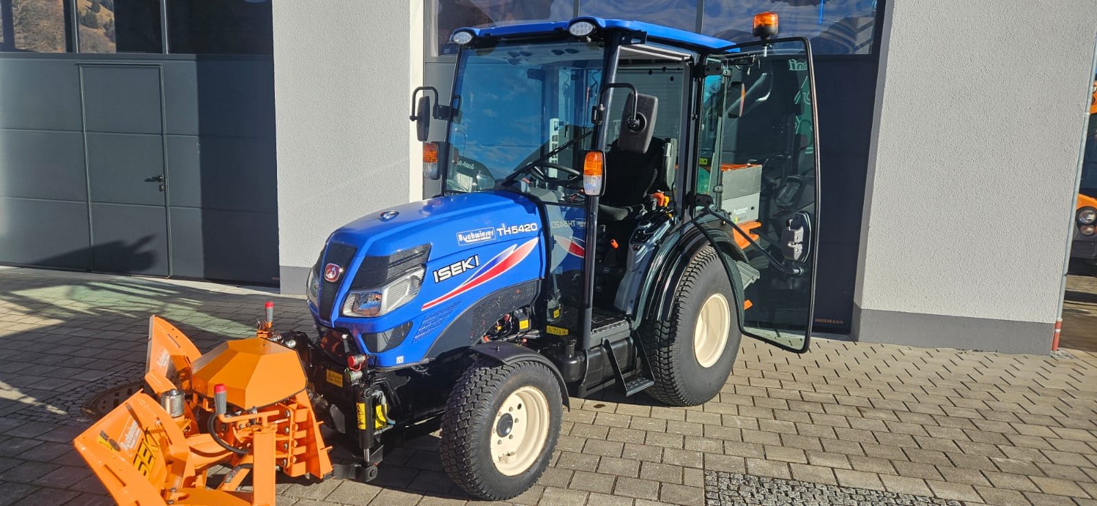Kommunaltraktor typu Iseki TH 5420 AHLK, Gebrauchtmaschine v Unterammergau (Obrázek 2)