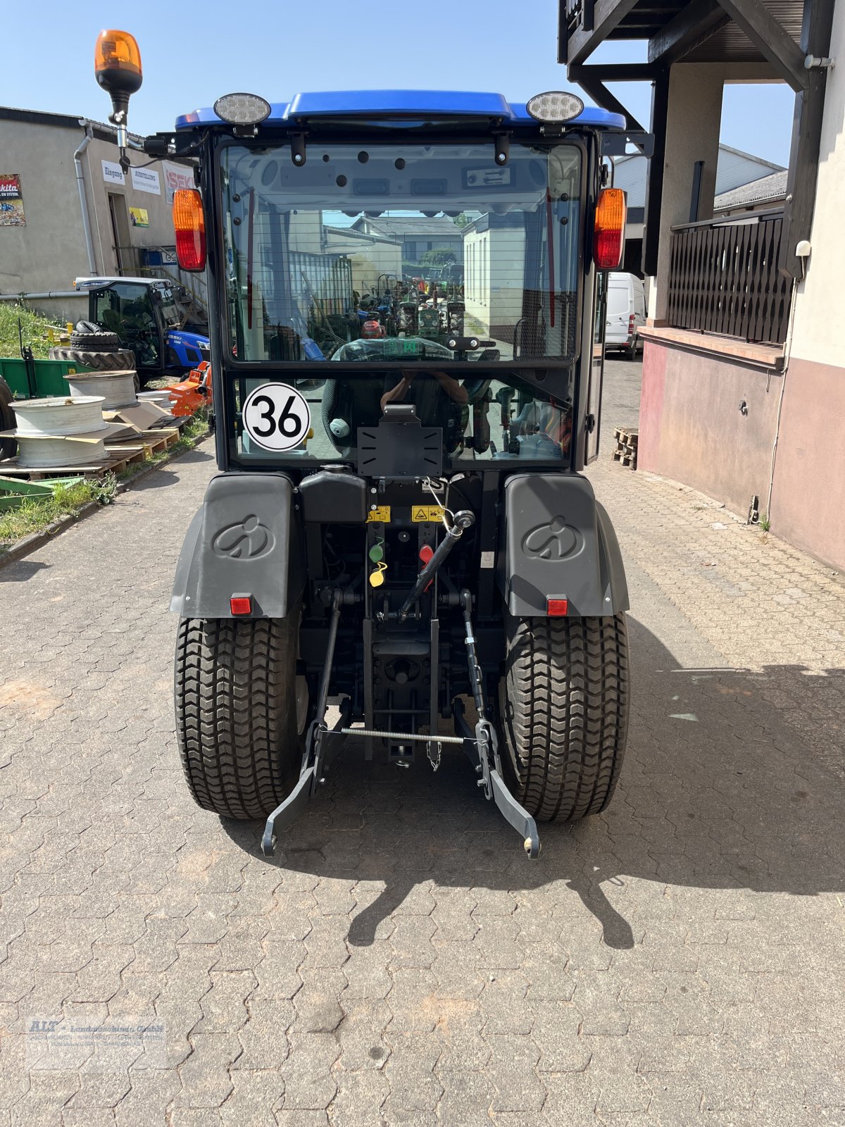 Kommunaltraktor des Typs Iseki TH 5420 AHLK, Neumaschine in Eppelborn (Bild 5)