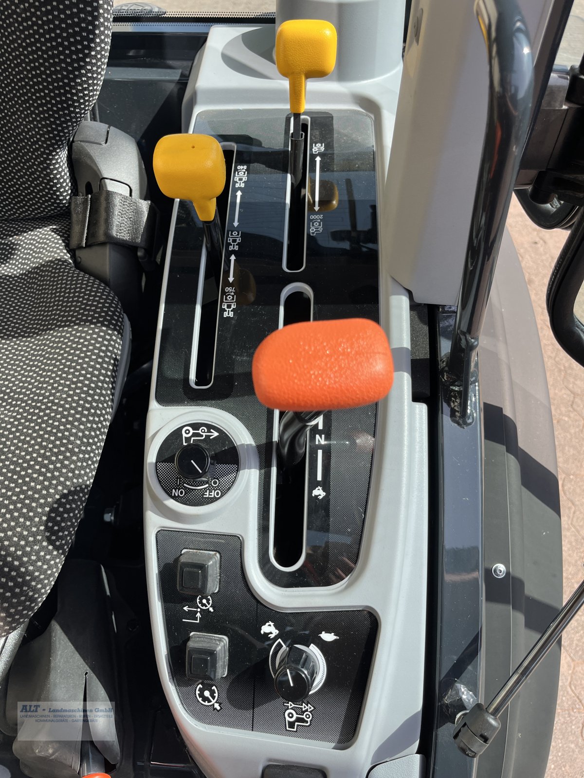 Kommunaltraktor des Typs Iseki TH 5420 AHLK, Neumaschine in Eppelborn (Bild 6)