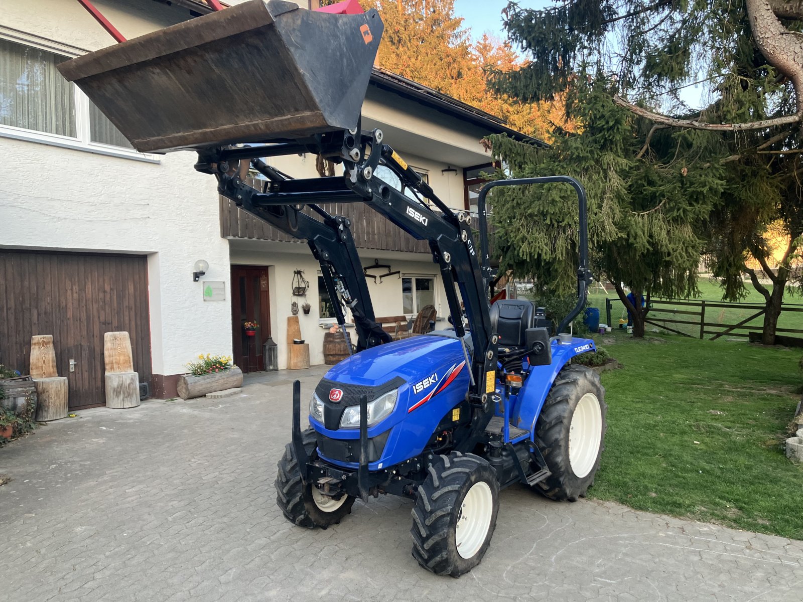 Kommunaltraktor typu Iseki TLE 3410 AL, Gebrauchtmaschine v Bellenberg (Obrázek 1)