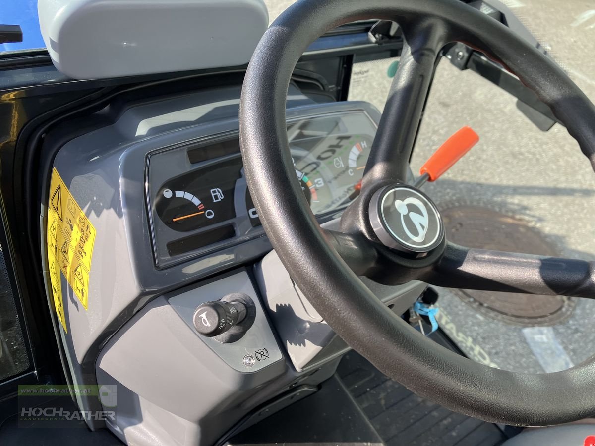 Kommunaltraktor des Typs Iseki TM 3217 AHLK mit Kabine, Neumaschine in Kronstorf (Bild 18)