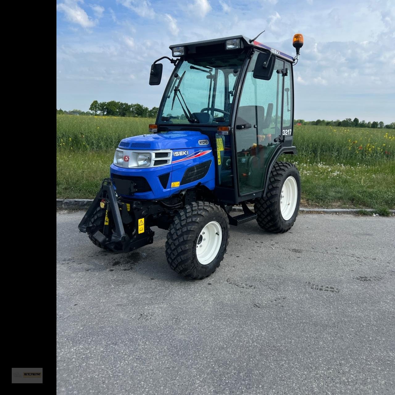 Kommunaltraktor typu Iseki TM 3217, Neumaschine v Kirchheim b. München (Obrázok 3)