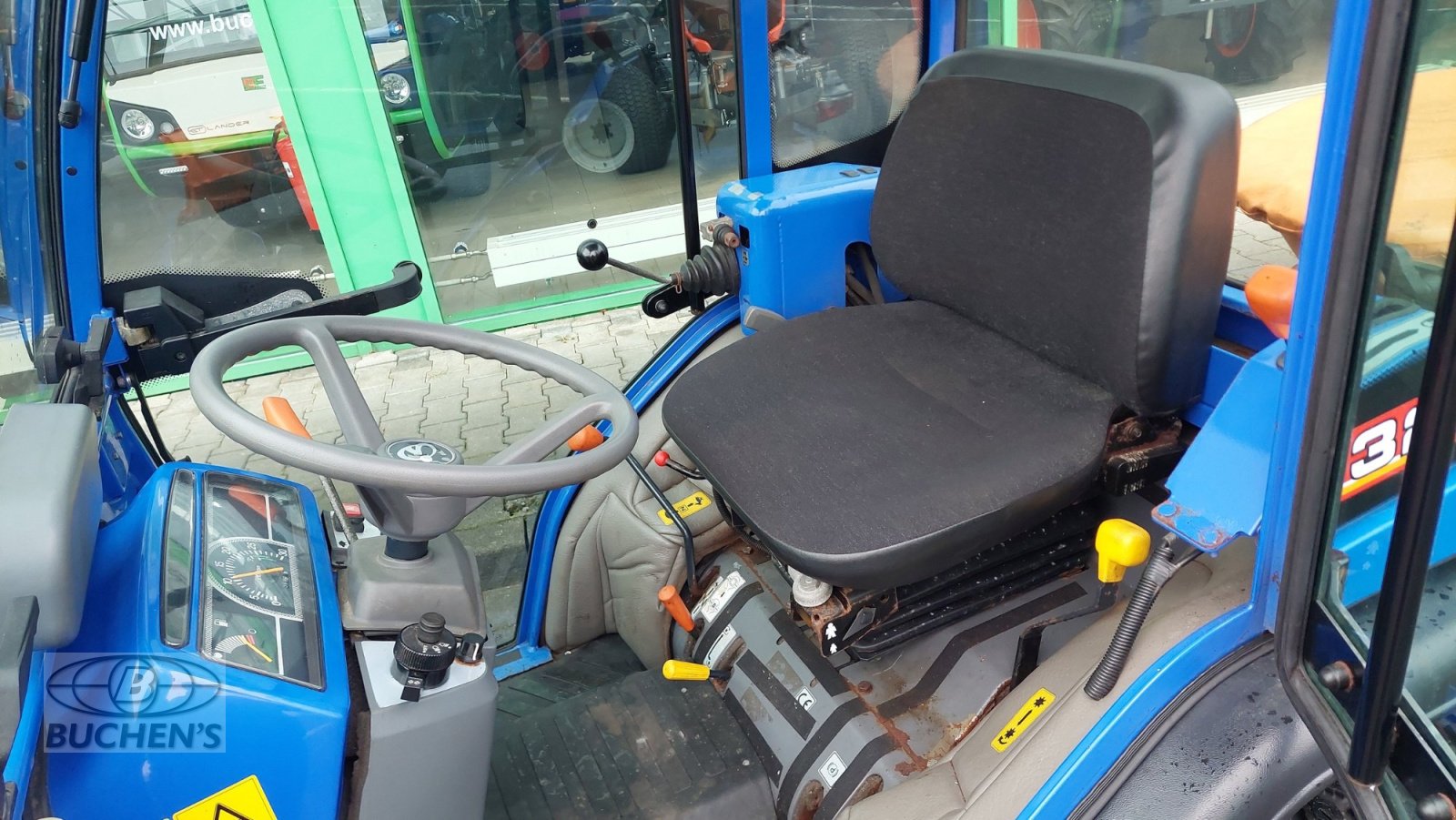 Kommunaltraktor typu Iseki TM 3240 AHL, Gebrauchtmaschine v Olpe (Obrázek 4)