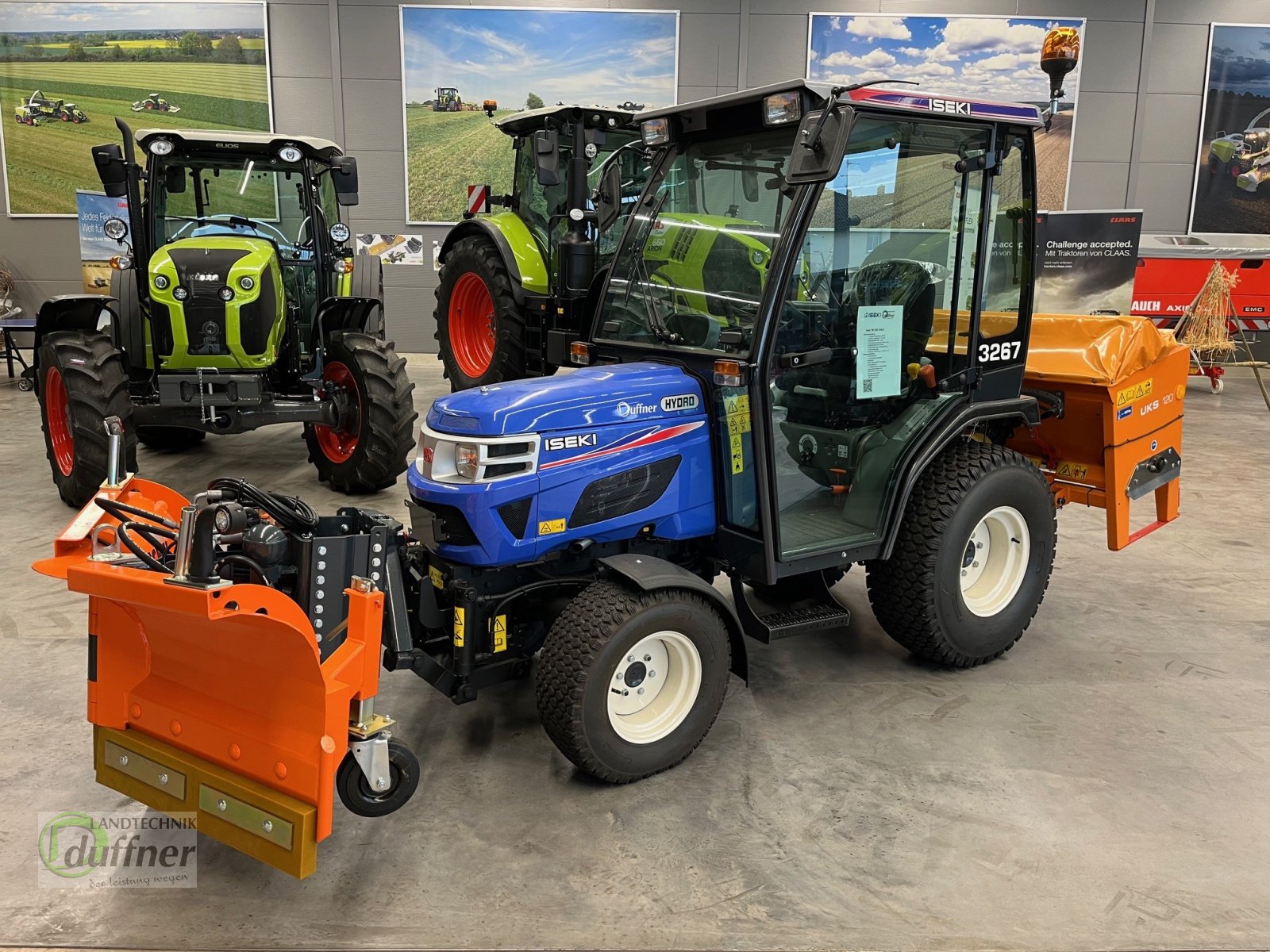 Kommunaltraktor des Typs Iseki TM 3267 AHLK, Neumaschine in Hohentengen (Bild 1)