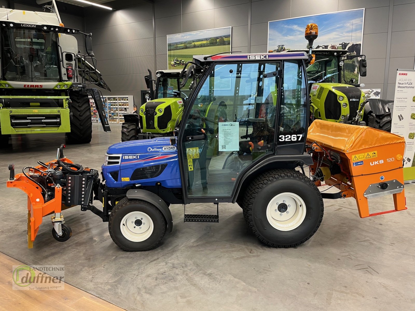 Kommunaltraktor des Typs Iseki TM 3267 AHLK, Neumaschine in Hohentengen (Bild 2)