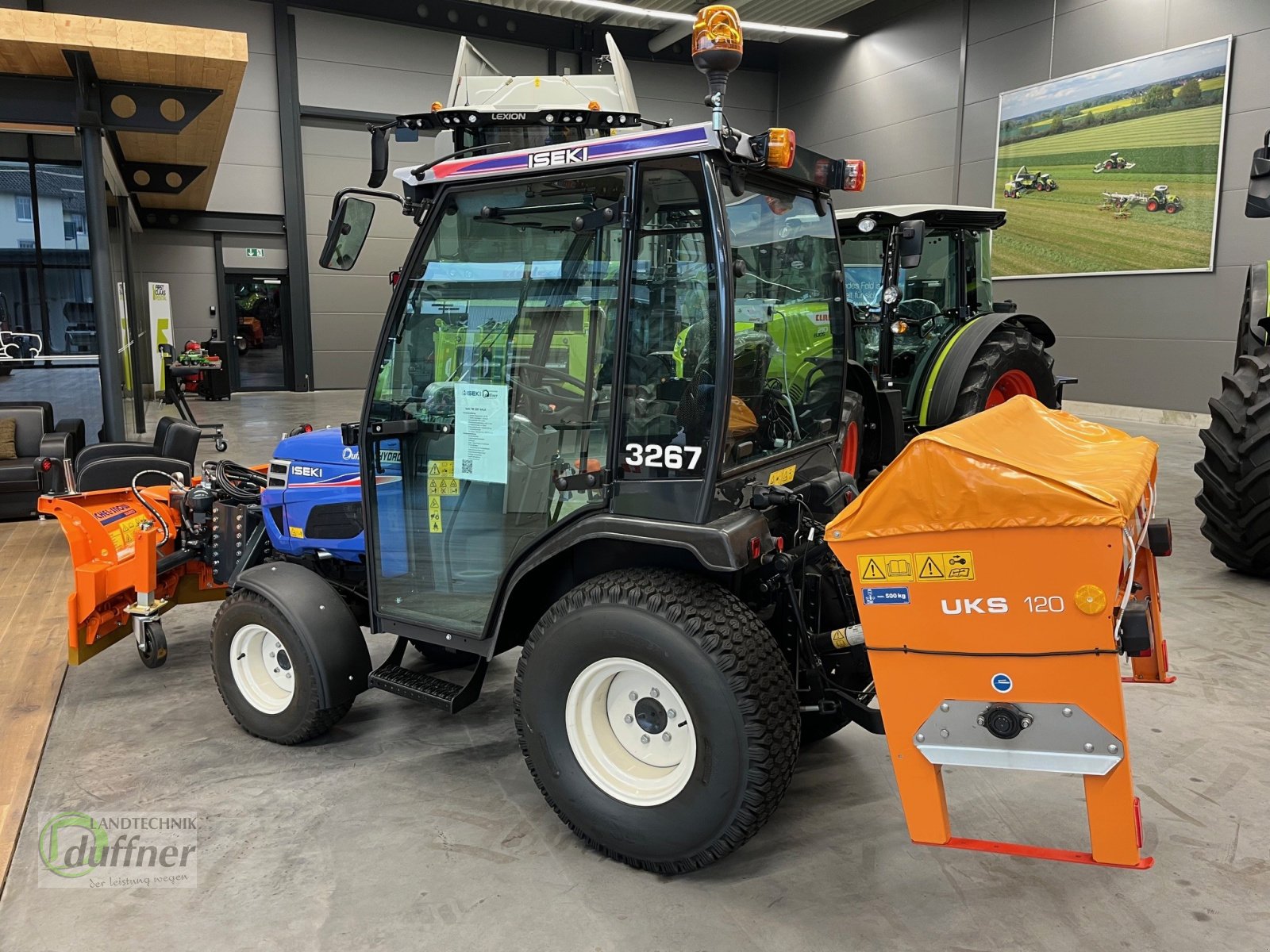 Kommunaltraktor des Typs Iseki TM 3267 AHLK, Neumaschine in Hohentengen (Bild 8)