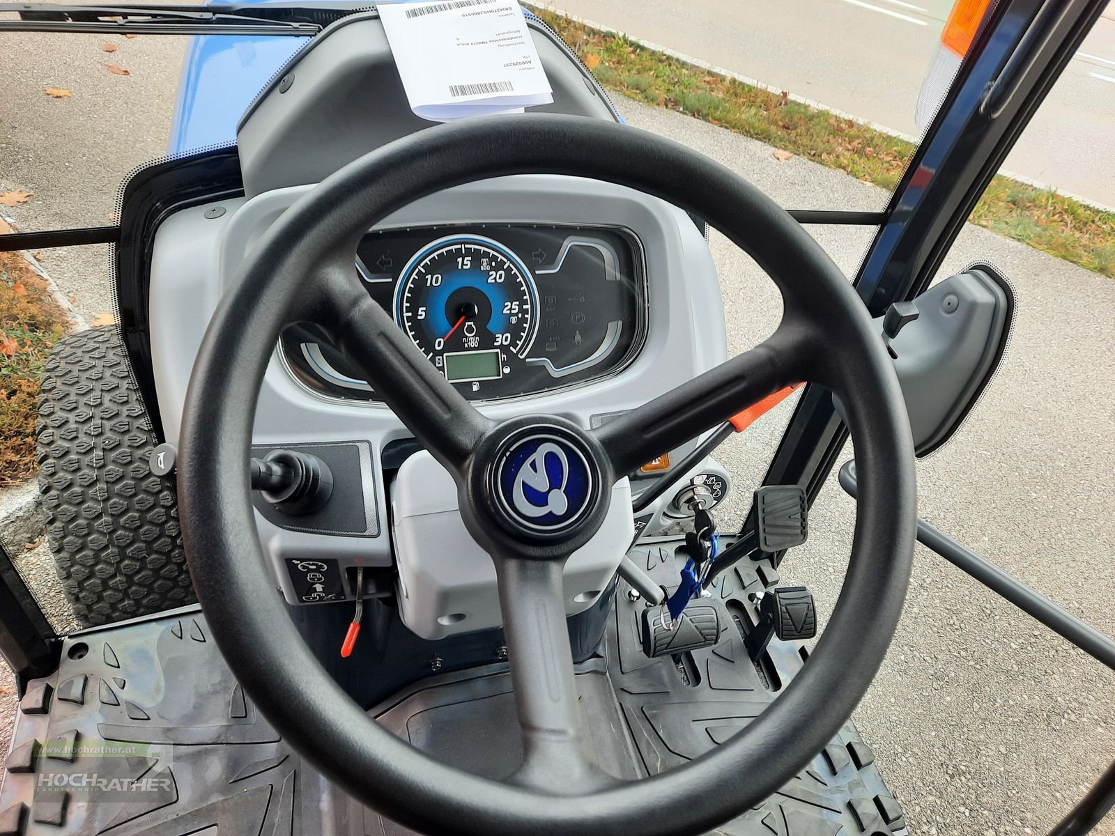 Kommunaltraktor des Typs Iseki TM 4270 AHLK, Neumaschine in Kronstorf (Bild 11)