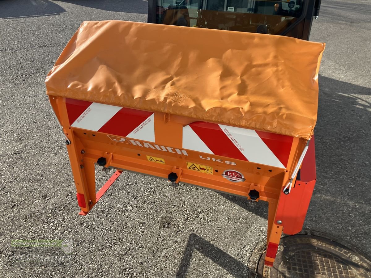 Kommunaltraktor des Typs Iseki TXGS 24 AHL mit Kabine, Neumaschine in Kronstorf (Bild 11)