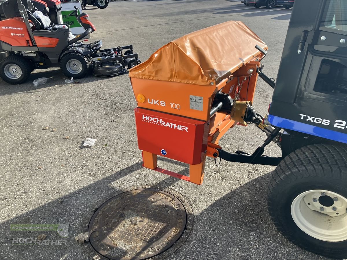 Kommunaltraktor des Typs Iseki TXGS 24 AHL mit Kabine, Neumaschine in Kronstorf (Bild 10)