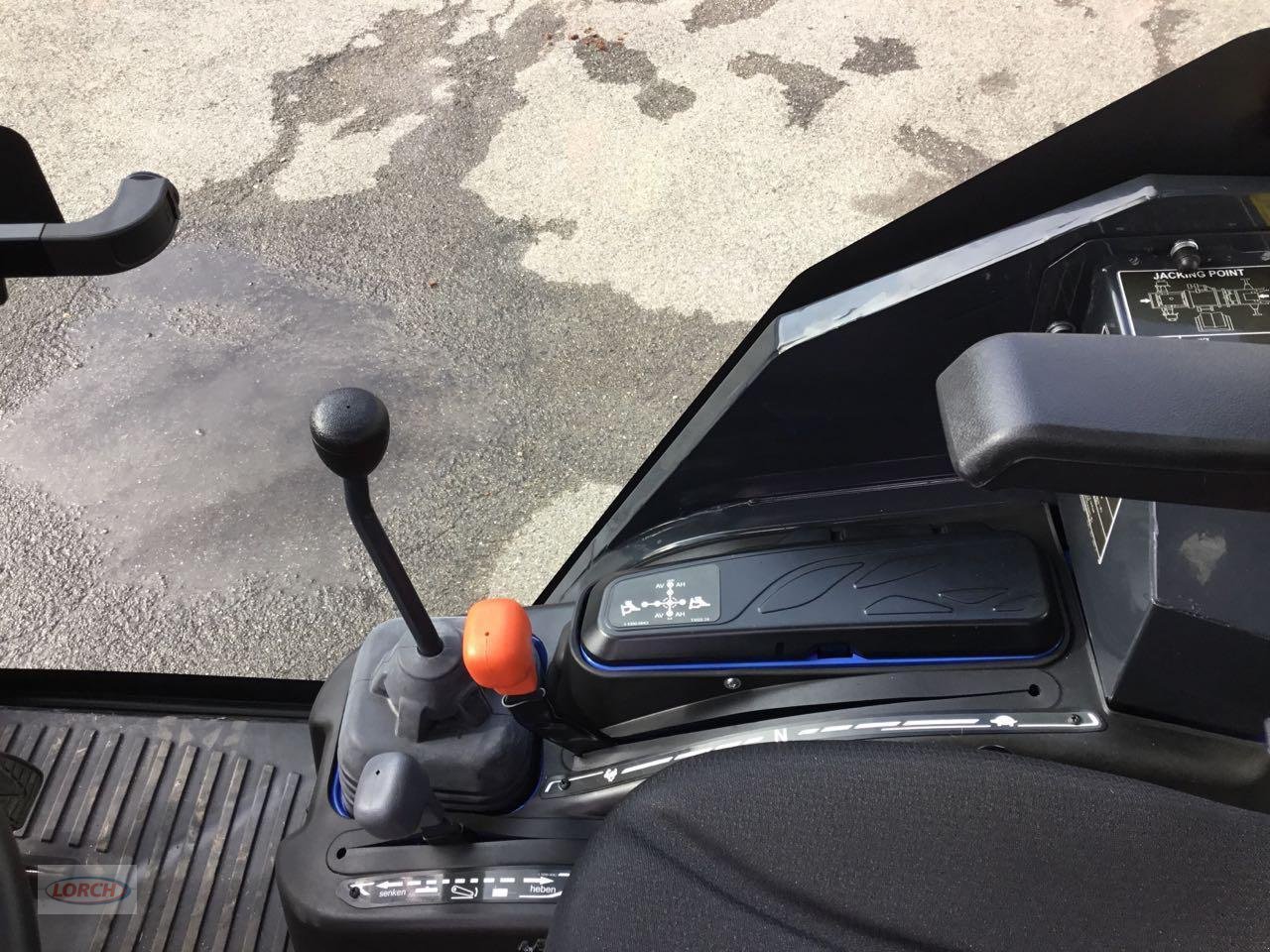 Kommunaltraktor des Typs Iseki TXGS24, Neumaschine in Trochtelfingen (Bild 5)