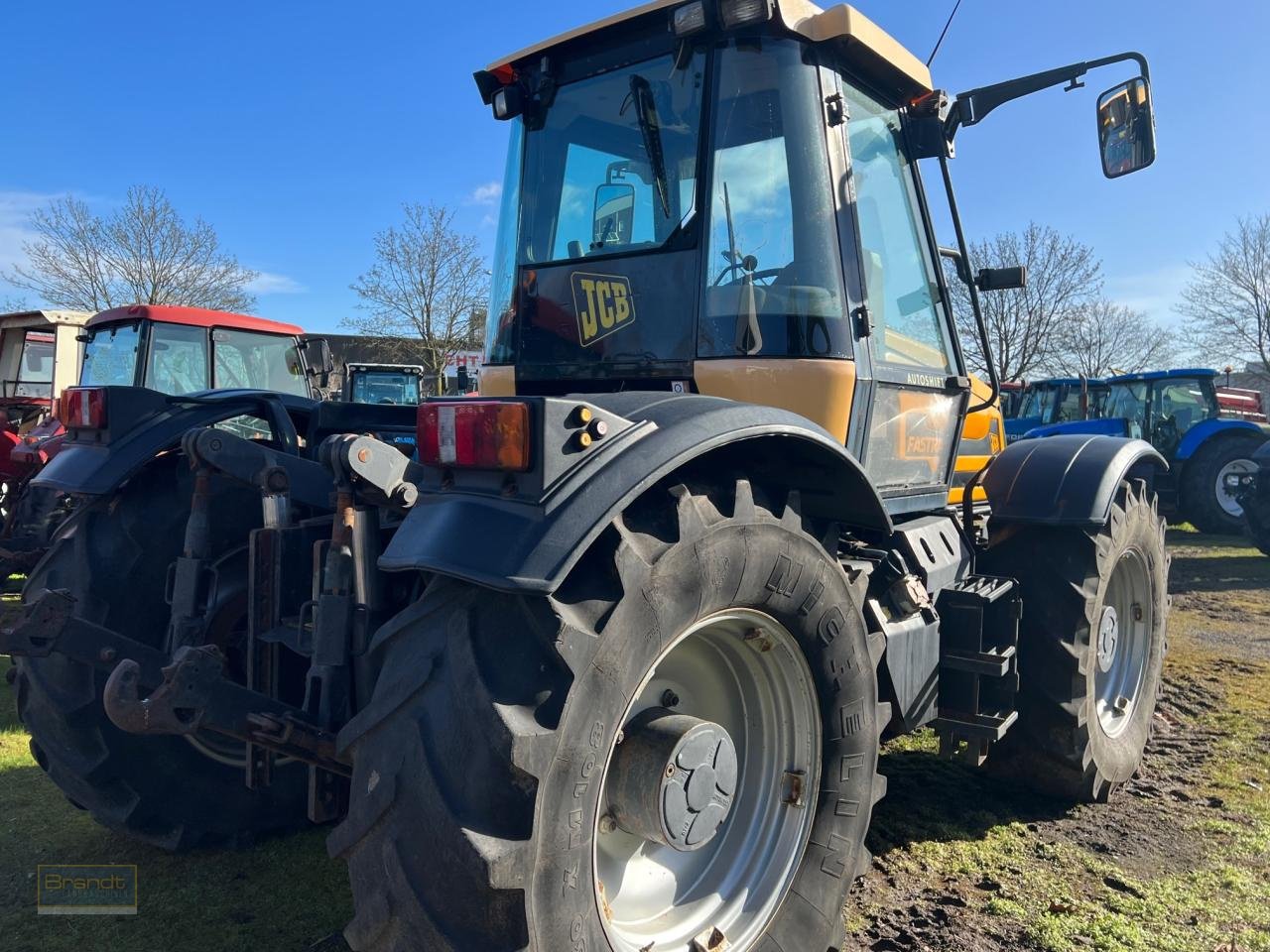 Kommunaltraktor typu JCB Fastrac 2125, Gebrauchtmaschine v Oyten (Obrázek 5)