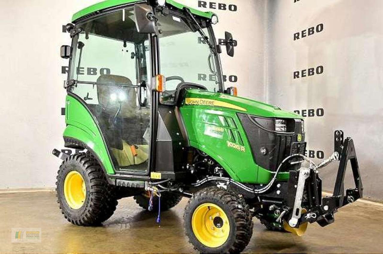 Kommunaltraktor typu John Deere 1026R TRAKTOR, Neumaschine v Edewecht (Obrázek 1)