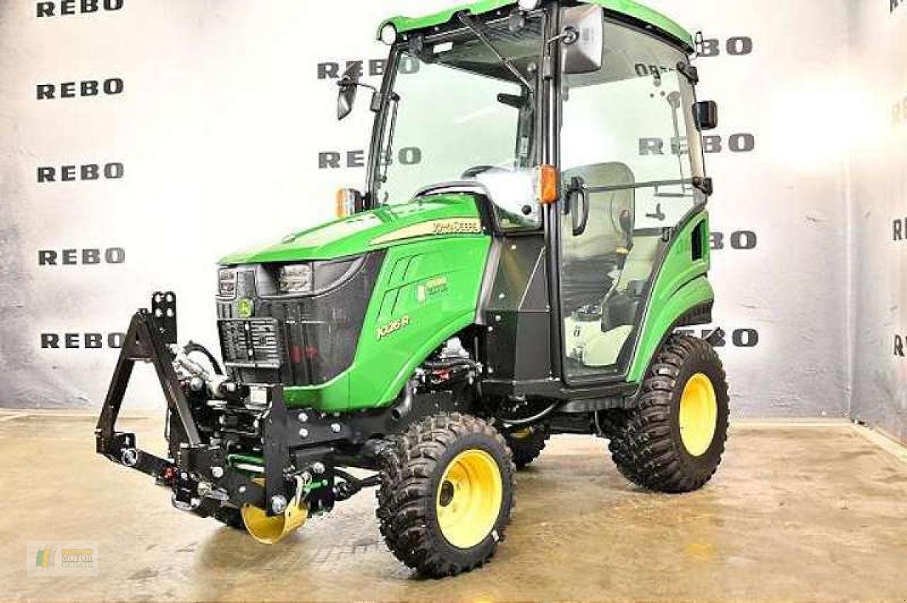 Kommunaltraktor typu John Deere 1026R TRAKTOR, Neumaschine v Albersdorf (Obrázek 1)