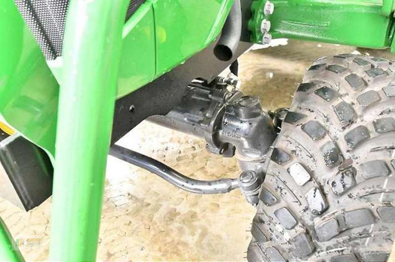 Kommunaltraktor of the type John Deere 1026R TRAKTOR, Neumaschine in Bredstedt (Picture 7)
