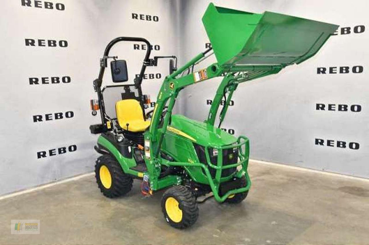 Kommunaltraktor typu John Deere 1026R TRAKTOR, Neumaschine v Cloppenburg (Obrázek 2)