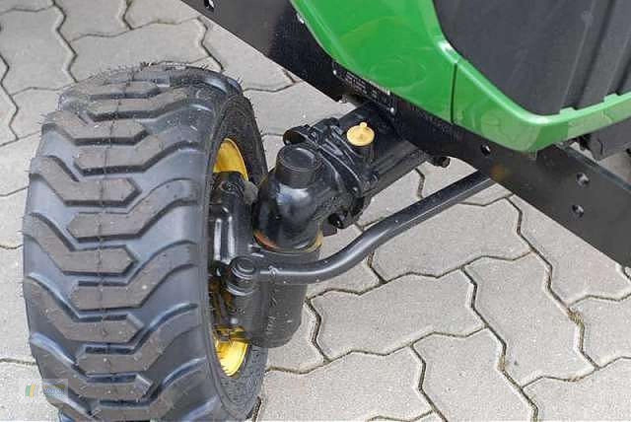 Kommunaltraktor van het type John Deere 1026R, Gebrauchtmaschine in Cloppenburg (Foto 3)