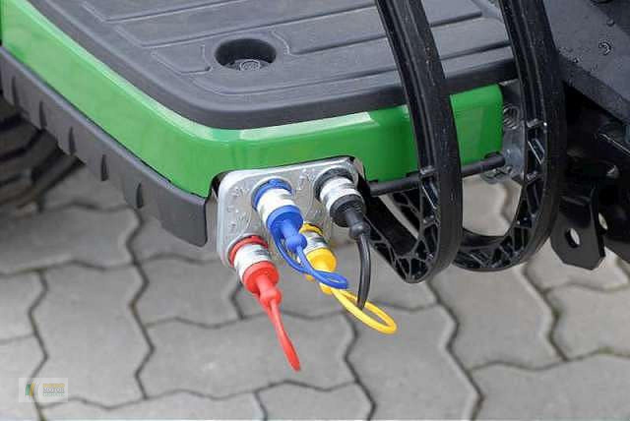 Kommunaltraktor del tipo John Deere 1026R, Gebrauchtmaschine en Cloppenburg (Imagen 5)