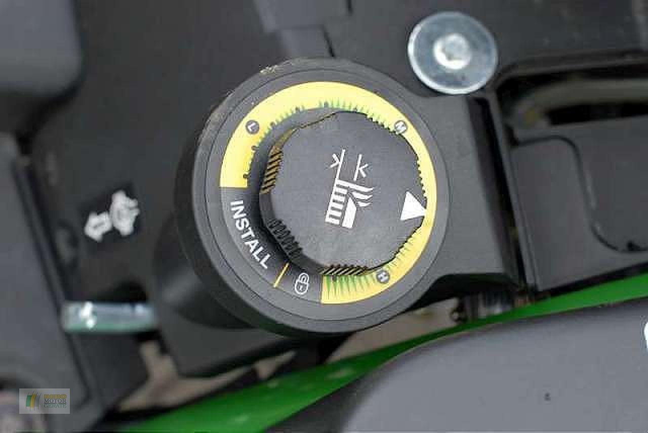 Kommunaltraktor del tipo John Deere 1026R, Gebrauchtmaschine en Cloppenburg (Imagen 8)