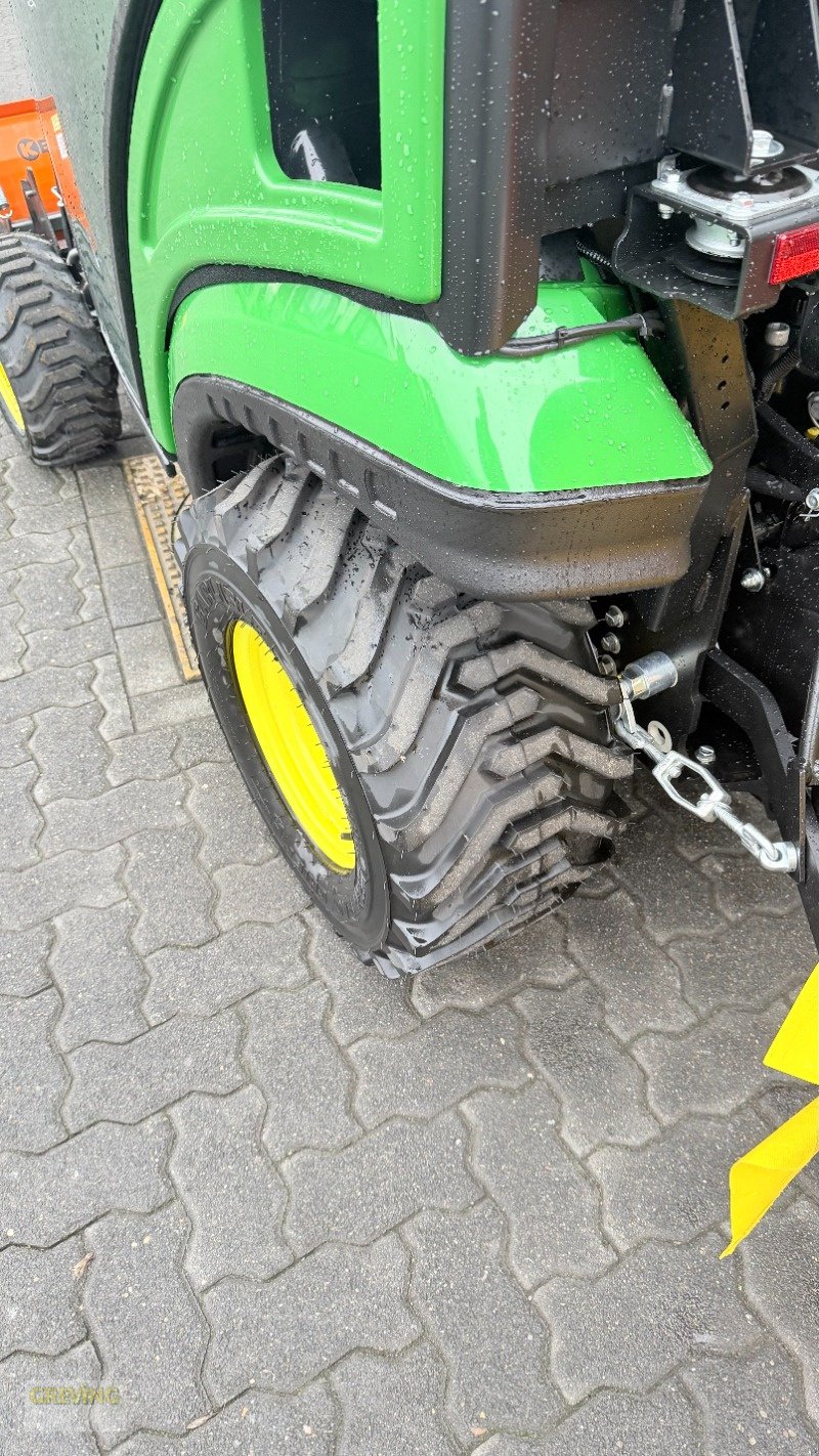 Kommunaltraktor of the type John Deere 1026R, Gebrauchtmaschine in Wesseling-Berzdorf (Picture 4)