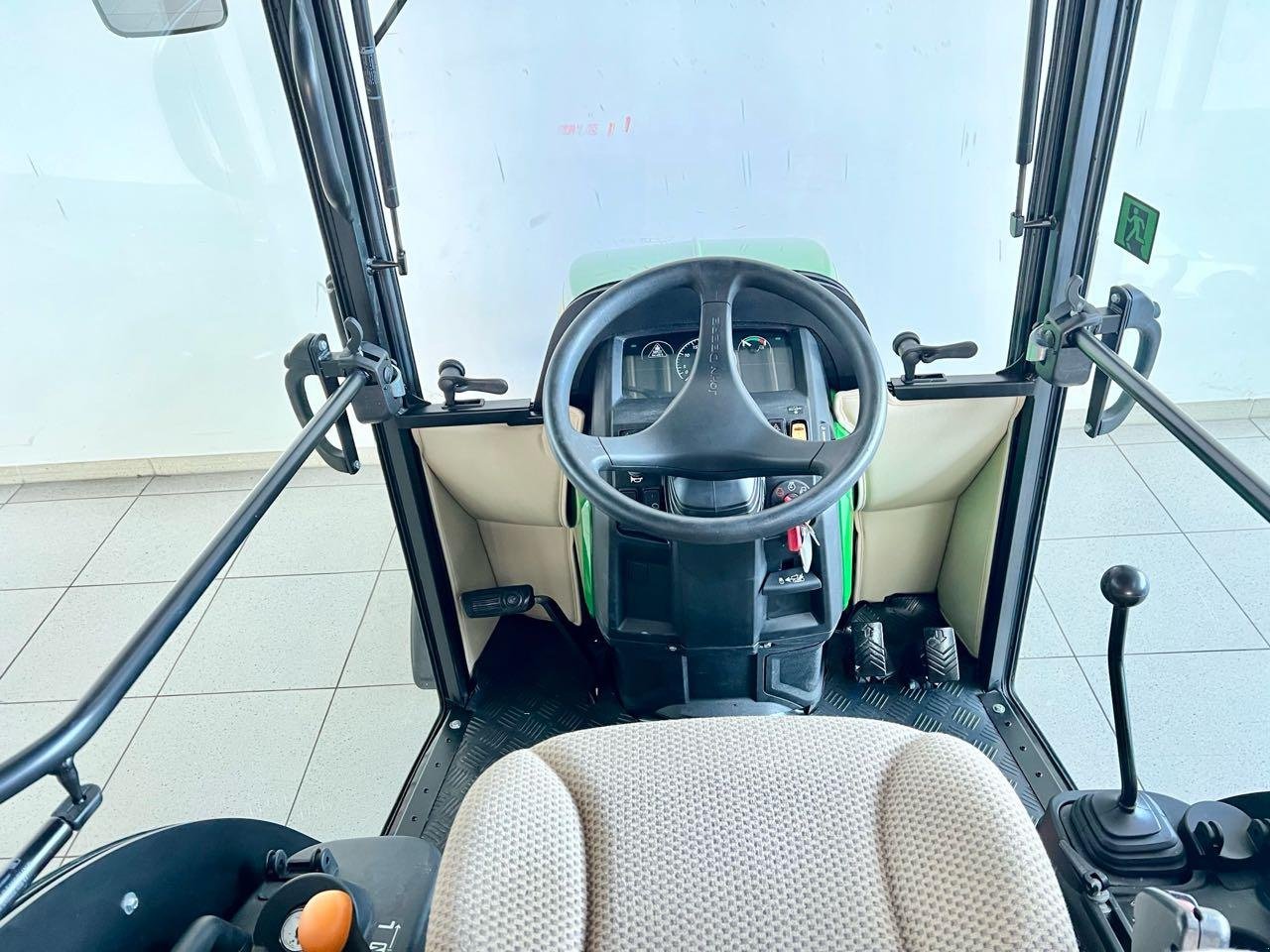 Kommunaltraktor tip John Deere 1026R, Gebrauchtmaschine in Beckum (Poză 8)