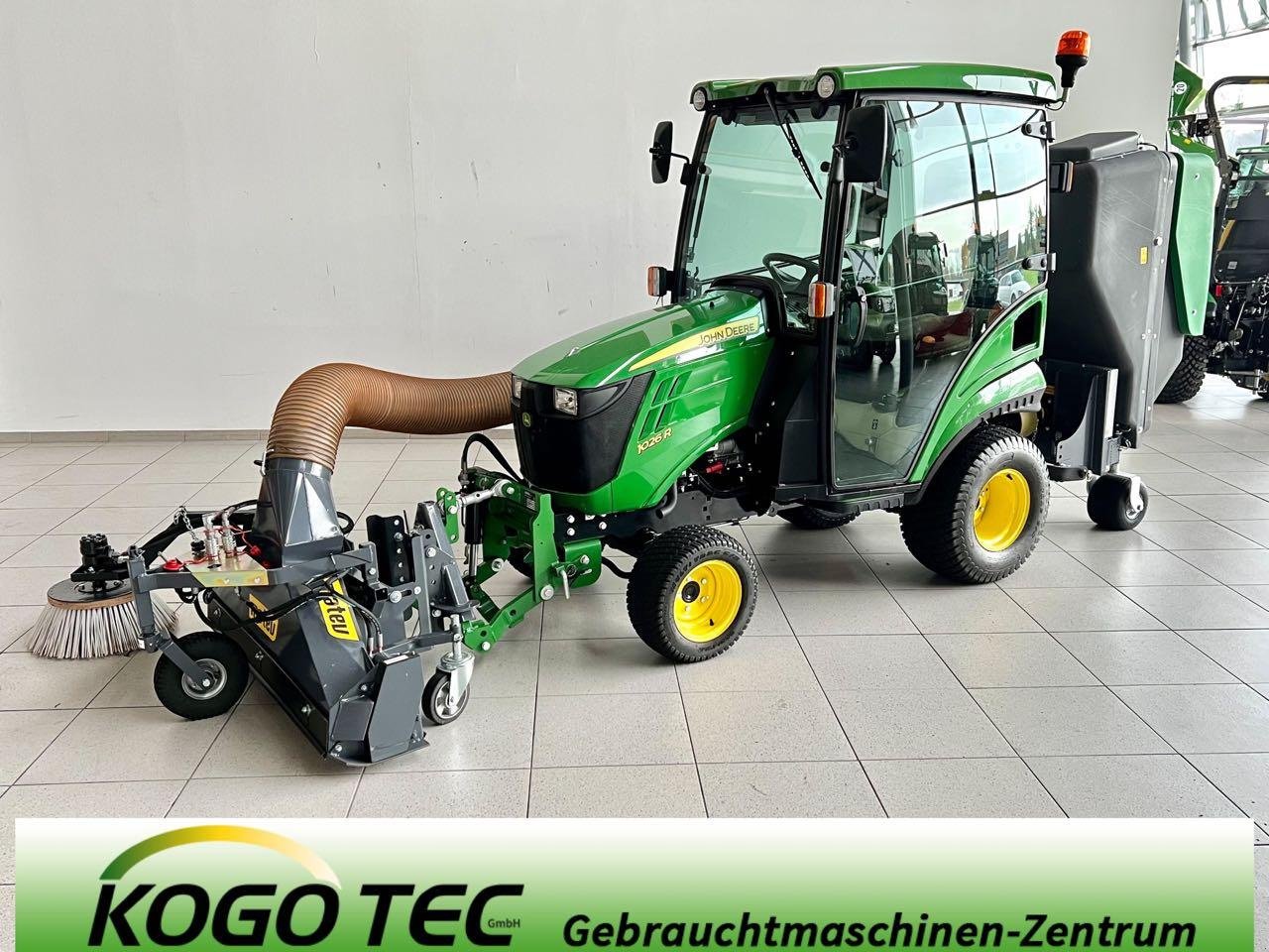 Kommunaltraktor tip John Deere 1026R, Gebrauchtmaschine in Beckum (Poză 1)