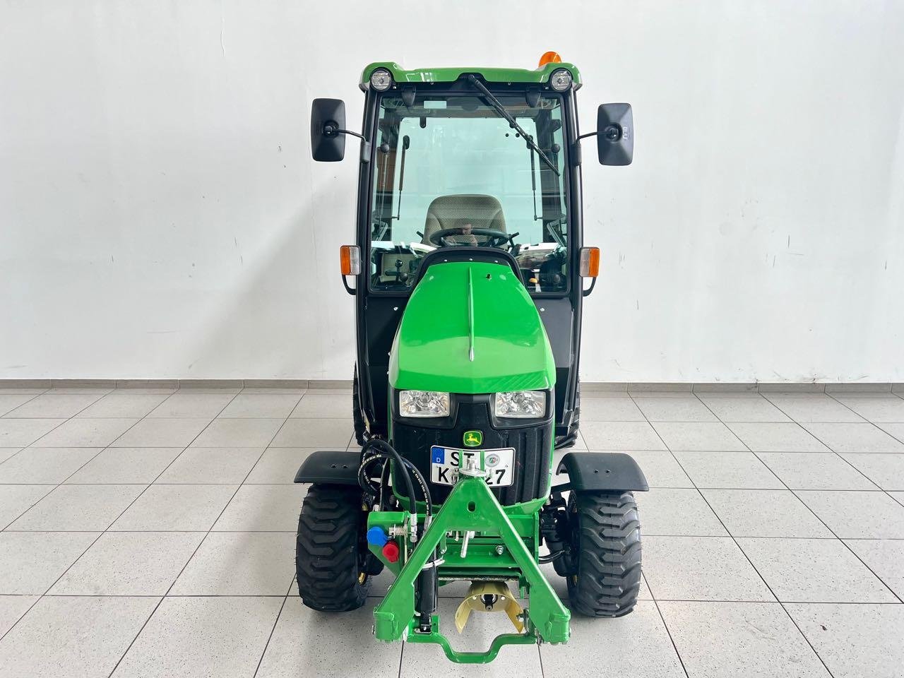 Kommunaltraktor del tipo John Deere 1026R, Gebrauchtmaschine In Beckum (Immagine 3)