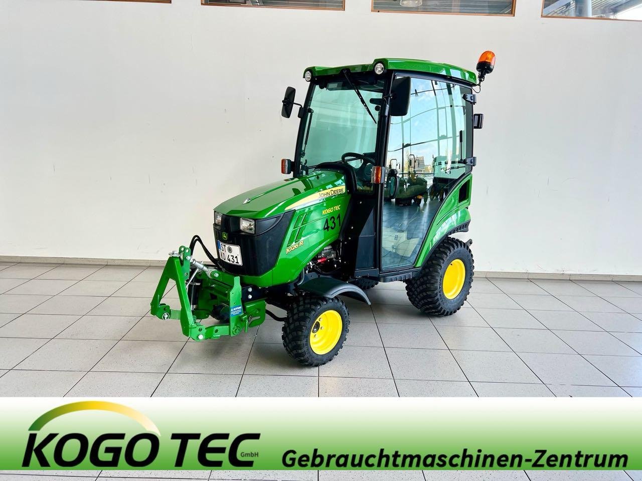 Kommunaltraktor typu John Deere 1026R, Mietmaschine v Beckum (Obrázek 1)