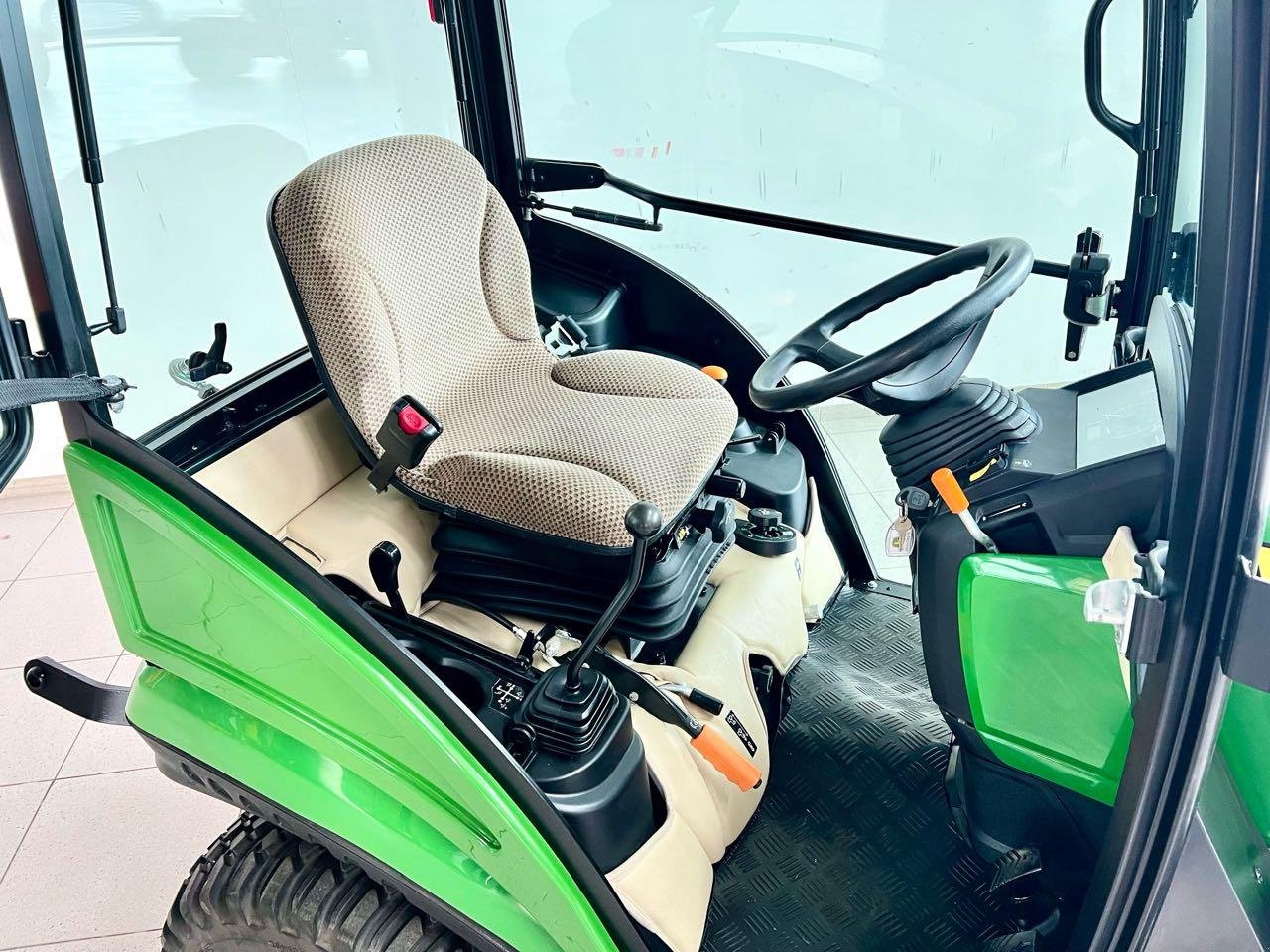 Kommunaltraktor typu John Deere 1026R, Mietmaschine v Beckum (Obrázek 5)