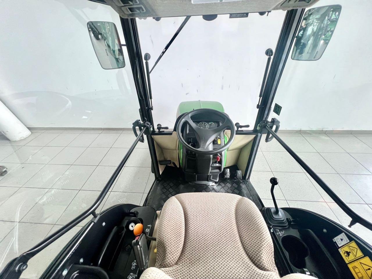 Kommunaltraktor typu John Deere 1026R, Mietmaschine v Beckum (Obrázek 5)