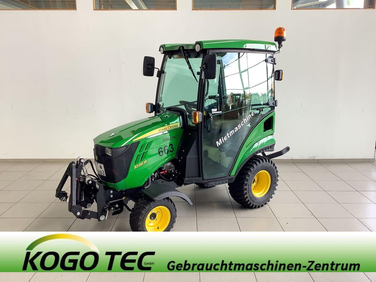 Kommunaltraktor typu John Deere 1026R, Mietmaschine v Beckum (Obrázek 1)