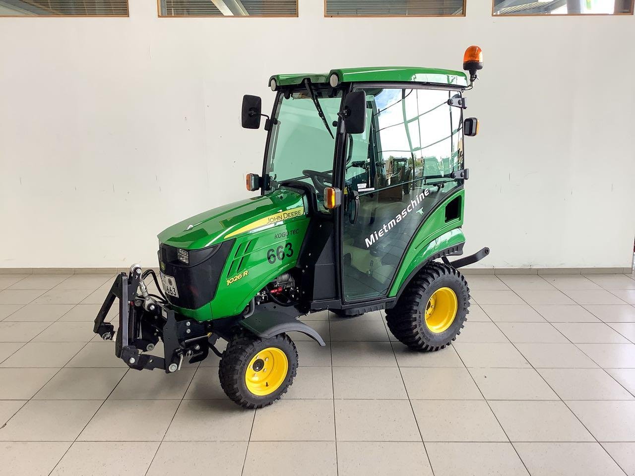 Kommunaltraktor typu John Deere 1026R, Mietmaschine v Beckum (Obrázek 2)