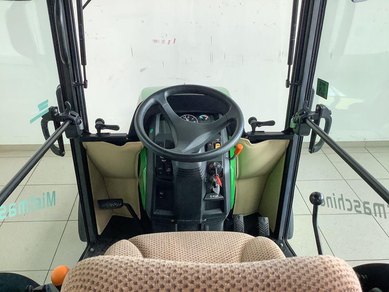 Kommunaltraktor typu John Deere 1026R, Mietmaschine v Beckum (Obrázek 8)