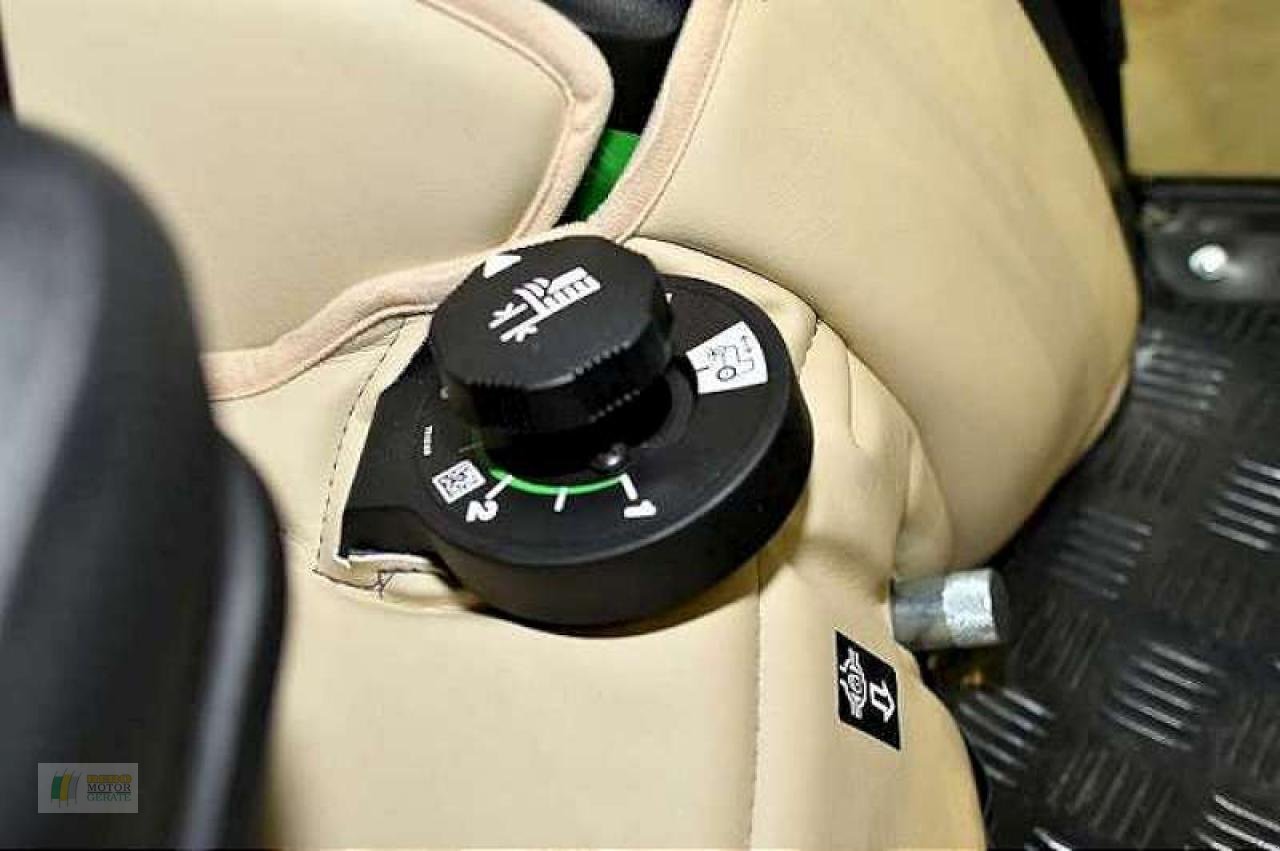 Kommunaltraktor typu John Deere 2026R TRAKTOR, Neumaschine v Cloppenburg (Obrázek 7)