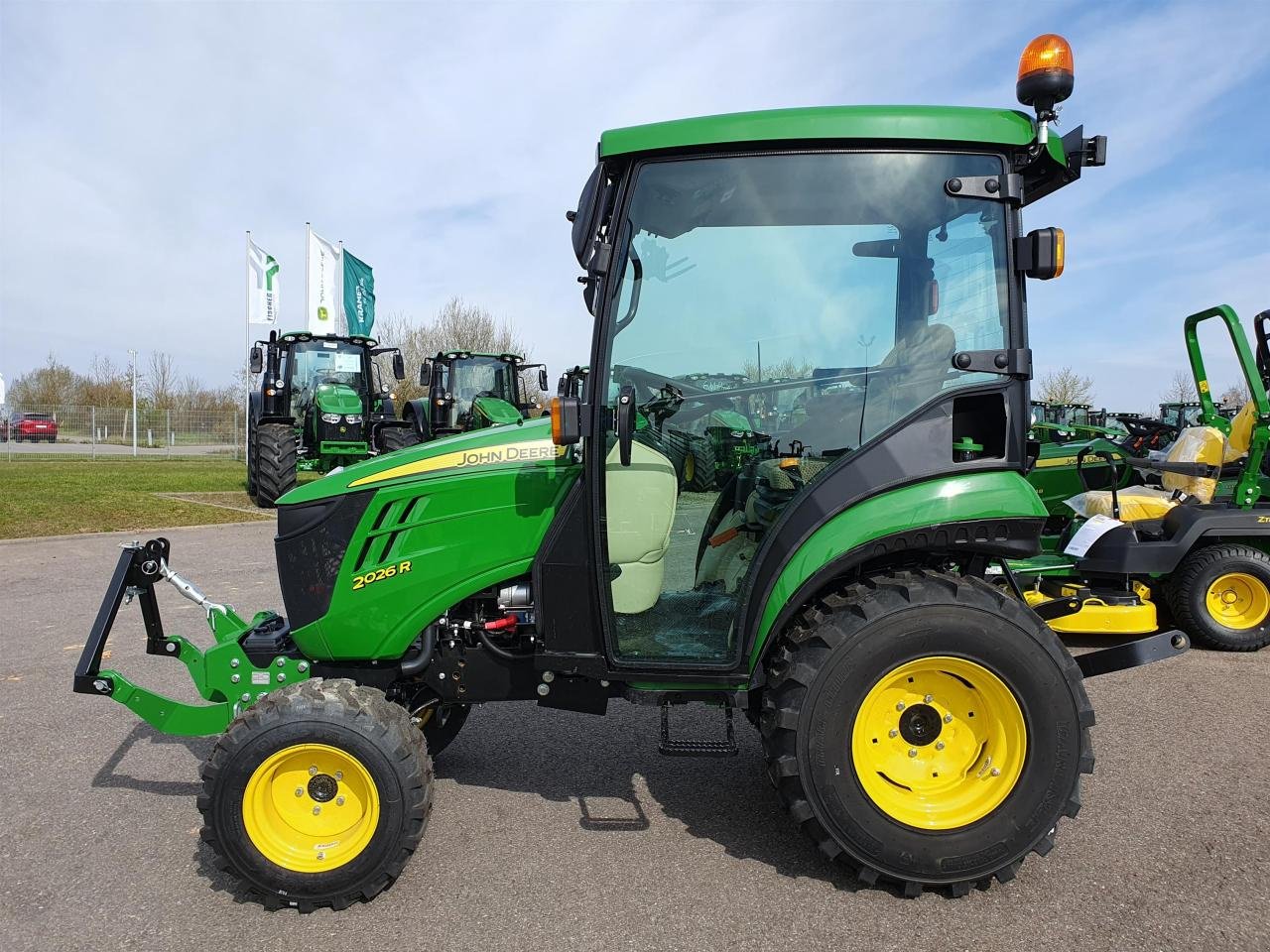 Kommunaltraktor typu John Deere 2026R Winterdienst, Schneeräumen, Vorführmaschine v Zweibrücken (Obrázek 4)