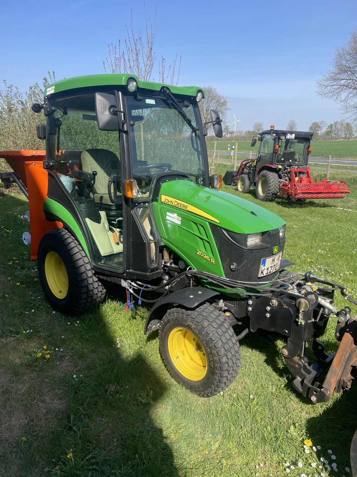 Kommunaltraktor tip John Deere 2026R, Gebrauchtmaschine in Alferde (Poză 2)