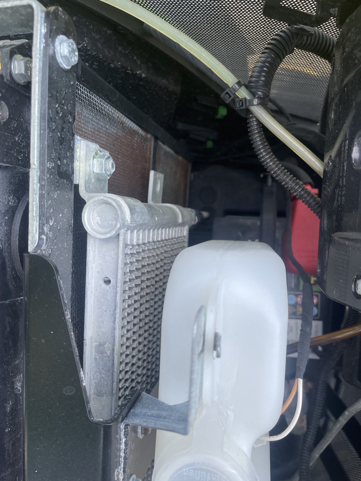 Kommunaltraktor tip John Deere 2026R, Gebrauchtmaschine in Alferde (Poză 7)