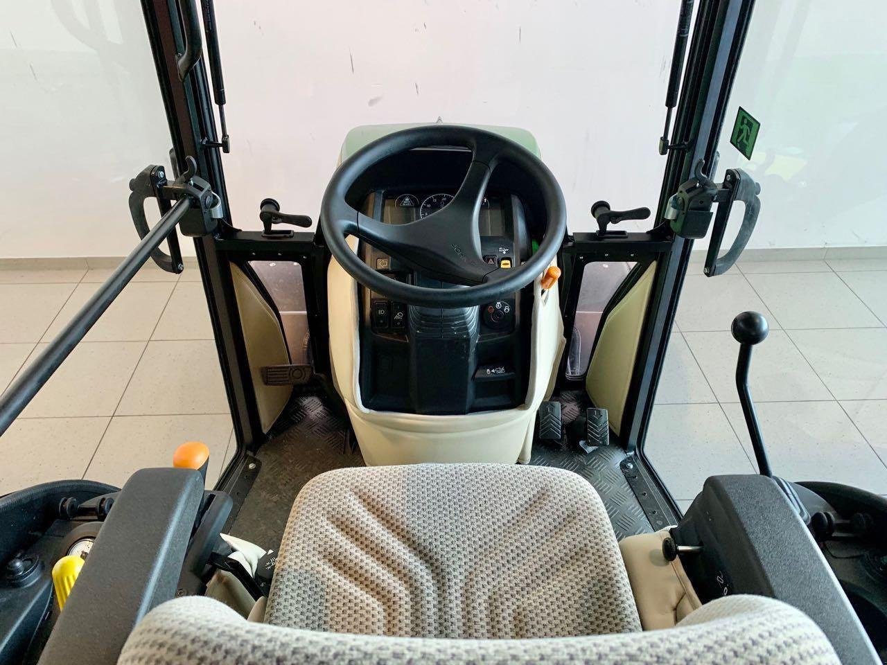 Kommunaltraktor des Typs John Deere 2026R, Mietmaschine in Beckum (Bild 5)