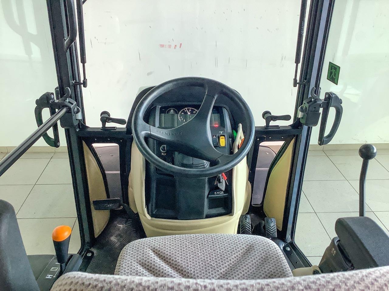 Kommunaltraktor des Typs John Deere 2026R, Mietmaschine in Beckum (Bild 8)