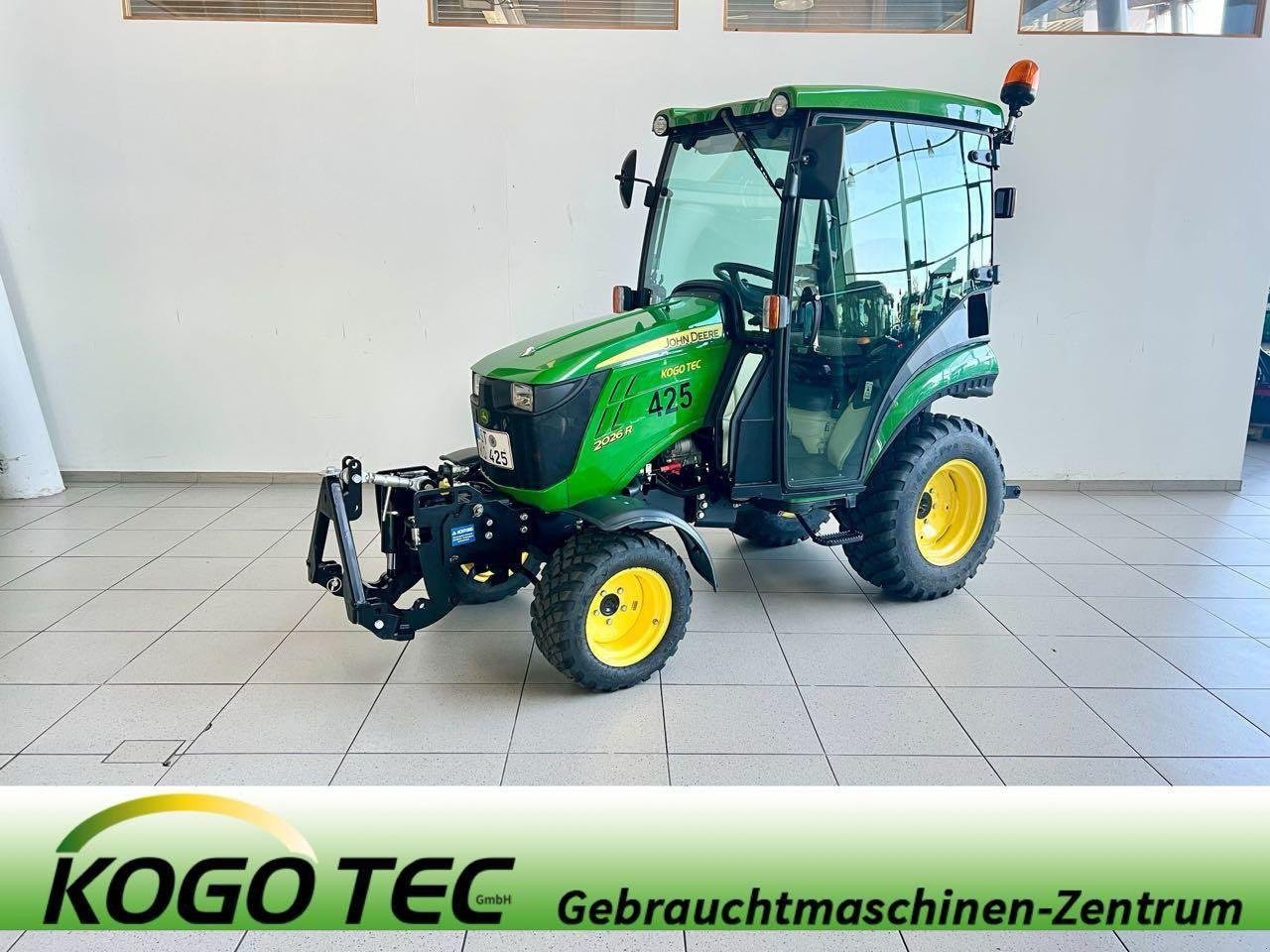 Kommunaltraktor typu John Deere 2026R, Mietmaschine v Beckum (Obrázek 1)