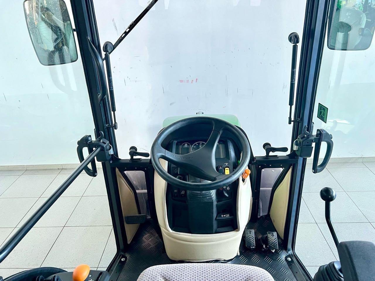 Kommunaltraktor typu John Deere 2026R, Mietmaschine v Beckum (Obrázek 5)