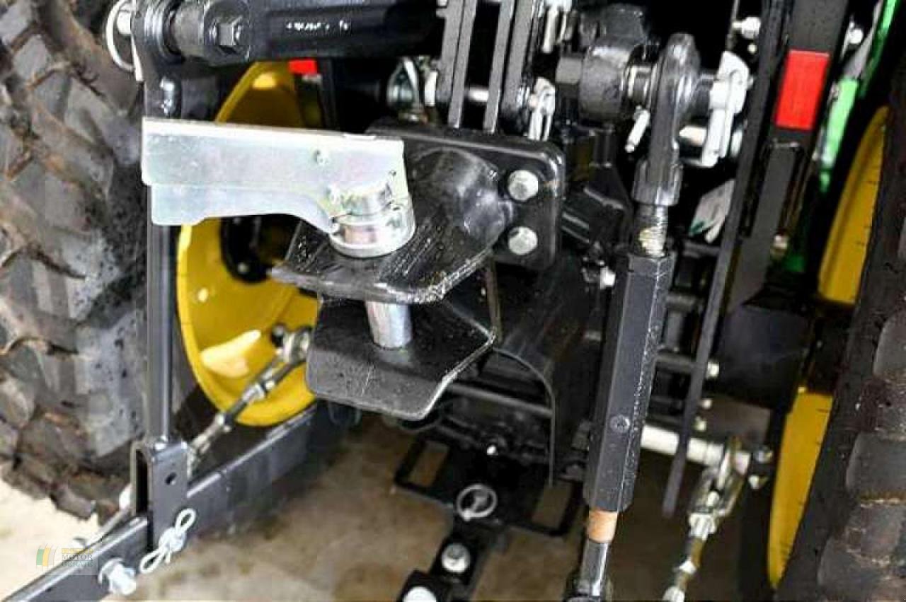 Kommunaltraktor typu John Deere 2032R TRAKTOR, Neumaschine w Bremervörde (Zdjęcie 8)