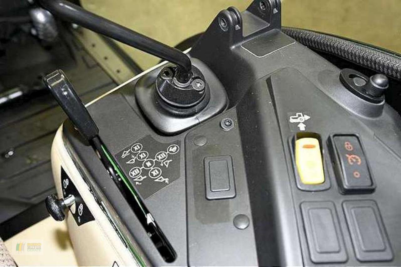 Kommunaltraktor typu John Deere 2032R TRAKTOR, Neumaschine w Bremervörde (Zdjęcie 7)